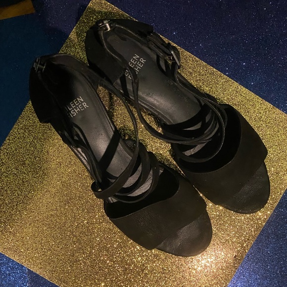 EILEEN FISHER SUEDE LEATHER STRAPPY EDGY CLASSIC BLOCK HEEL Sandals GORG - Picture 5 of 15